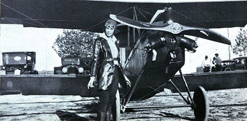 Amelia after her first solo fly in 1921. 