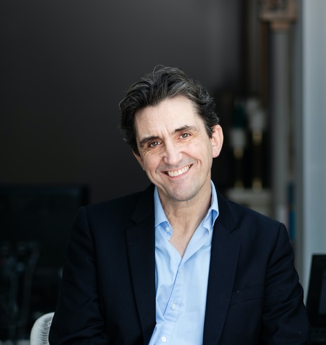 Stephen McGann